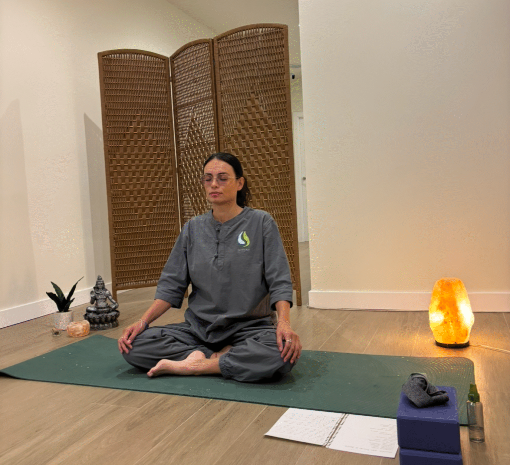 profesora yoga sampai salud